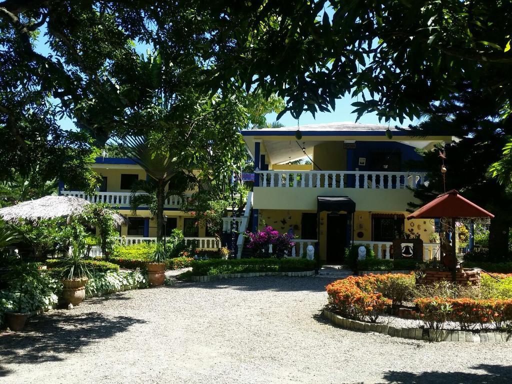 Sana El Jardin Secreto Hostel Santiago De Los Caballeros Exterior photo